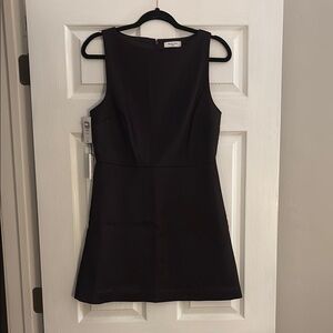 NWT Aritzia Satin Bond Dress No Longer Available at Aritzia!